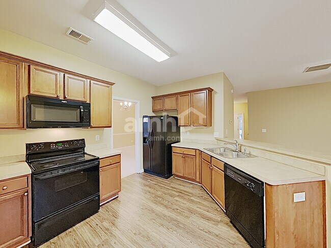 Foto del edificio - 492 Winter Haven Ln