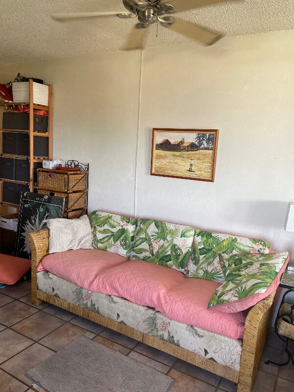 Foto del edificio - 75-5680-5680 Kuakini Hwy