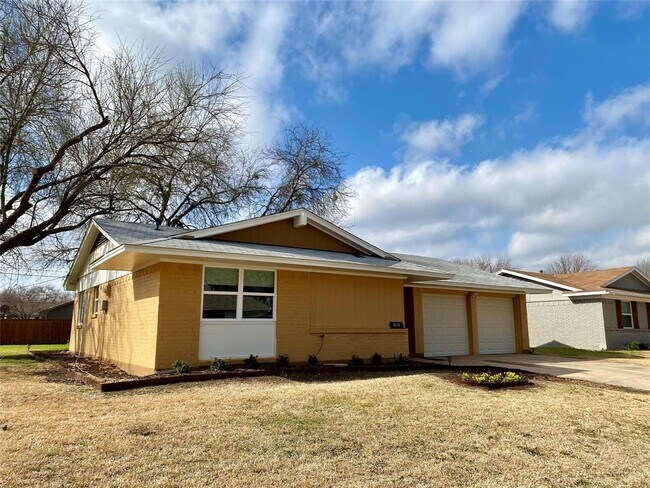 Foto del edificio - 1018 Shorehaven Dr