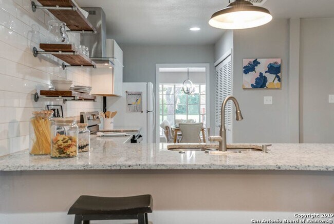 Foto del edificio - 11127 Whisper Valley St