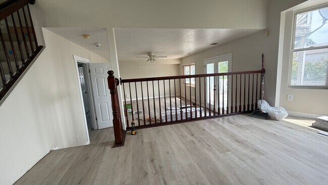 Foto del edificio - 5921 Trowbridge Way