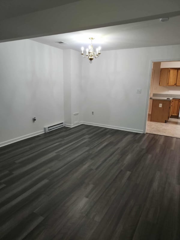 Building Photo - 10116 St George Cir