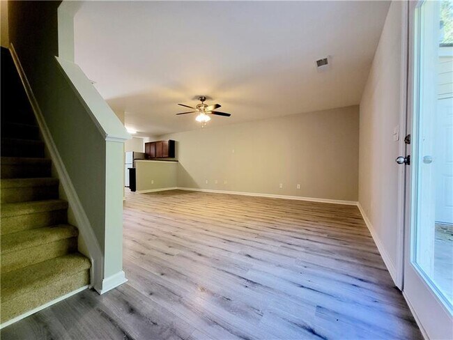 Building Photo - 2526 Piering Dr
