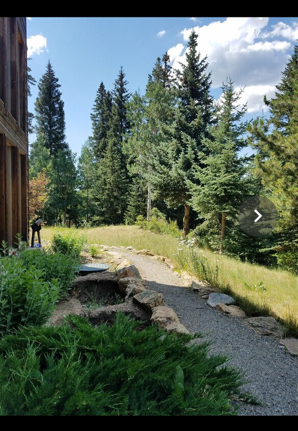 Primary Photo - 3424 Beaver Brook Canyon Rd
