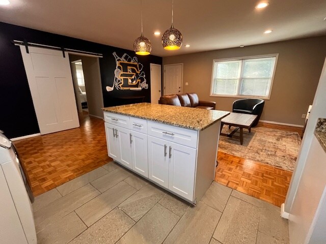 Foto del edificio - 833 W Maple St