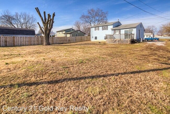 Building Photo - 3 br, 1 bath House - 203 Sycamore Rd