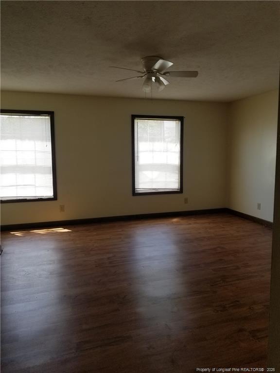 Foto del edificio - 2401 Oak St