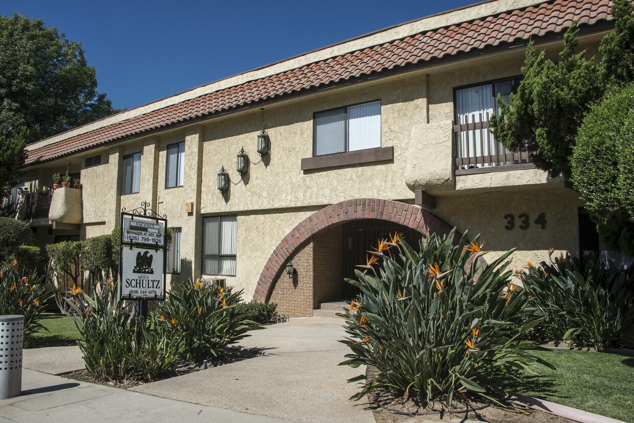Foto principal - 334 Monterey Rd