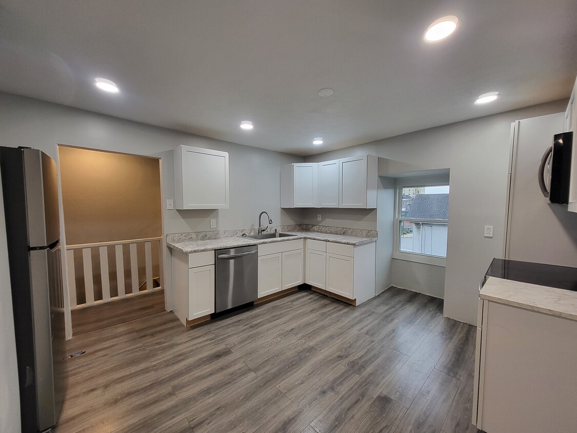 412 Depot St Unit 3, Latrobe, PA 15650 Apartments in Latrobe, PA