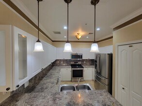 Building Photo - 1130 Shoma Dr