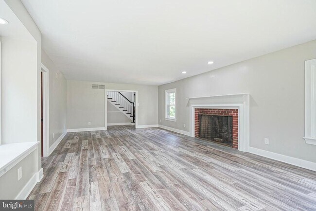 Foto del edificio - 710 Hainesport Lumberton Rd