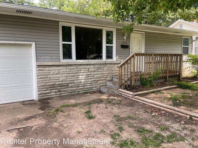 Foto del edificio - 3 br, 1 bath House - 1417 E Lindberg St