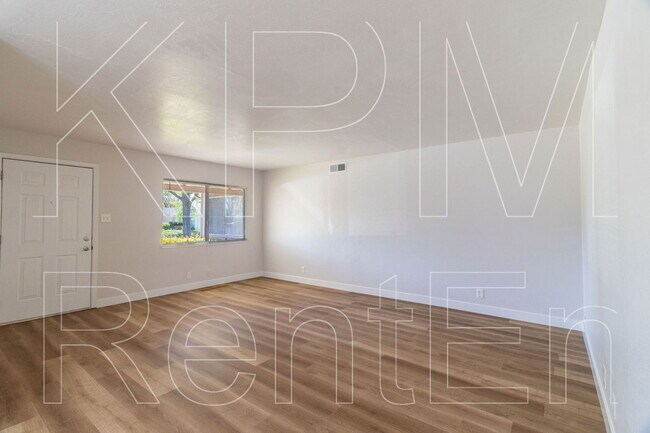 Foto del edificio - 443 E Robinhood Dr