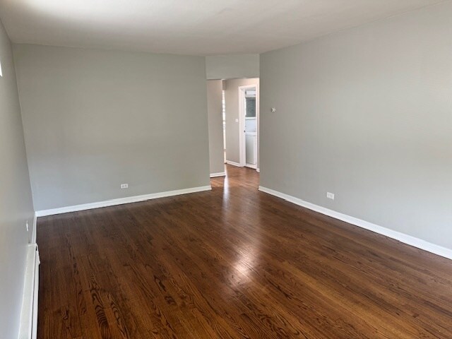 Foto del edificio - 5837 W Addison St