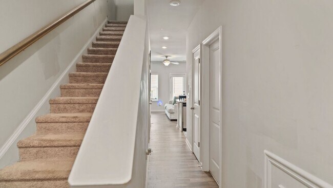 Foto del edificio - 585 McWilliams Rd SE