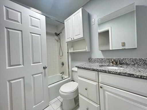 Building Photo - 54 Fountain Ln