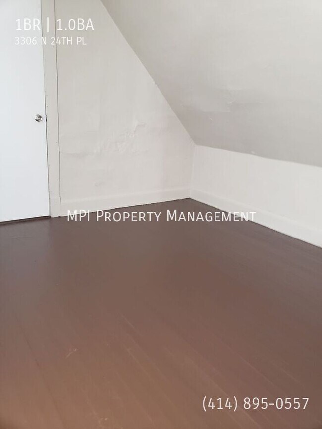 Foto del edificio - 3306 N 24th Pl