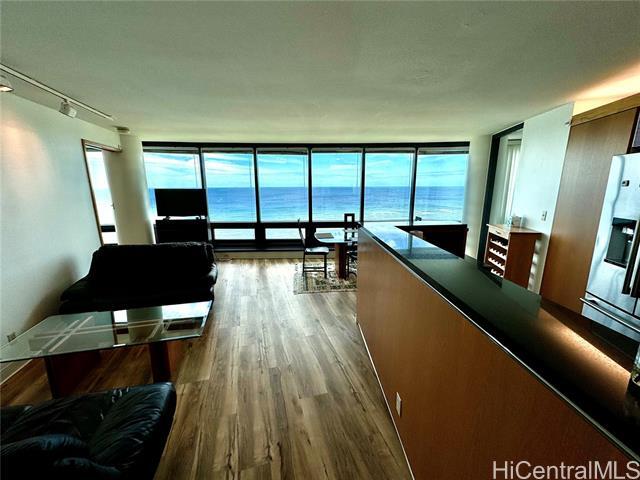 Foto del edificio - 1330 Ala Moana Blvd