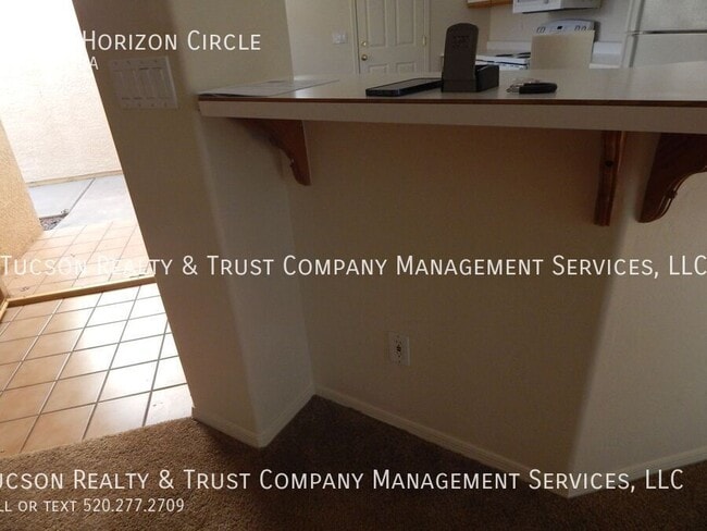 Building Photo - 63 E Horizon Cir