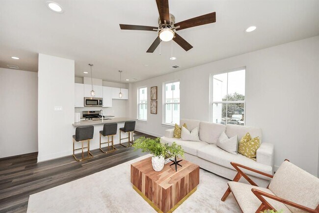 Foto del edificio - 5210 Burress Springs Ln
