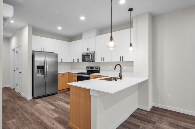 Foto del edificio - Brand New Luxury Townhomes in North Lynnwood!