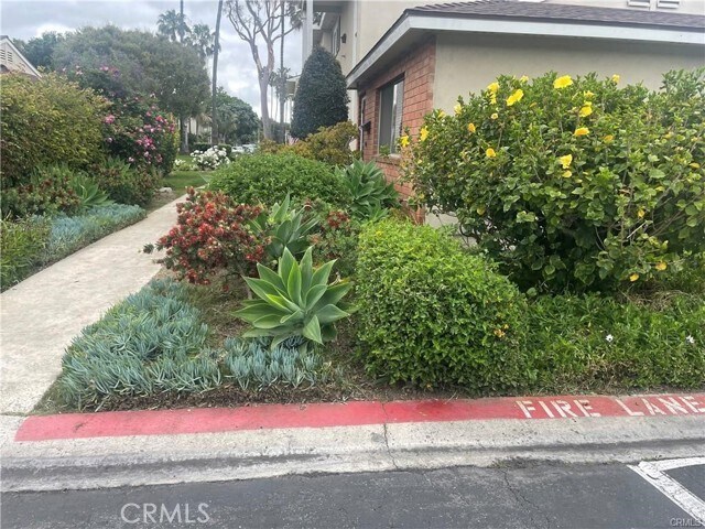 Foto del edificio - 8115 Foxhall Dr