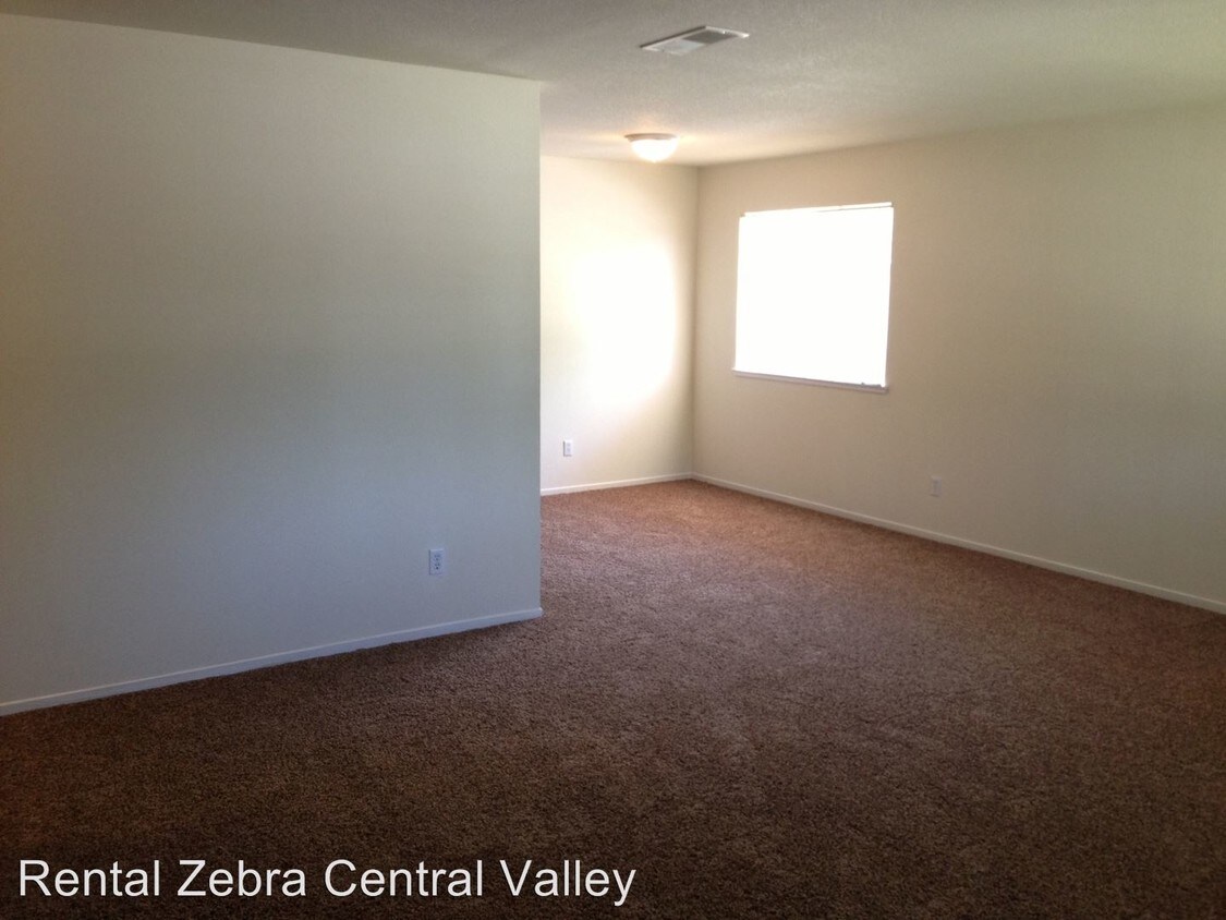 Building Photo - 1736-1742 Elayne Dr