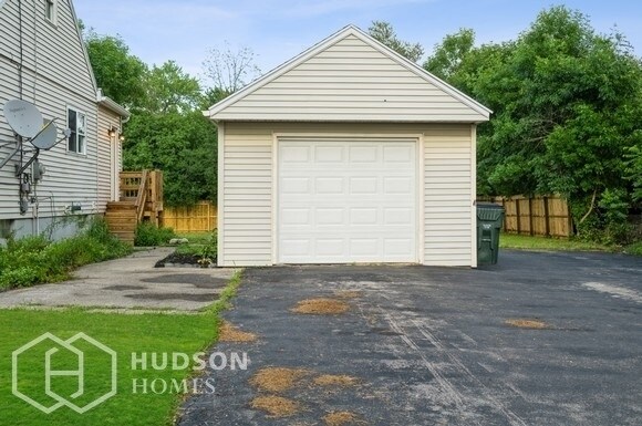 Building Photo - Now Available! 5 Wyandotte St, Depew NY 14043