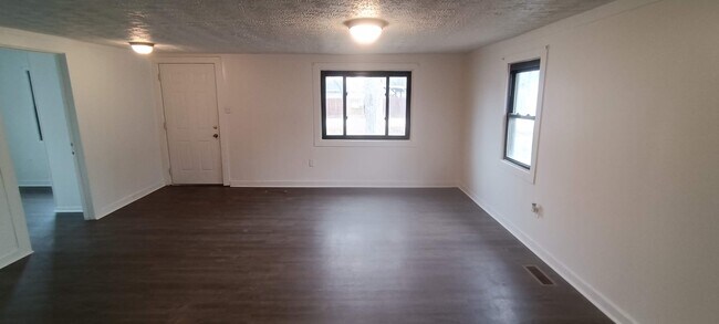 Foto del edificio - 3206 S Temple Ave