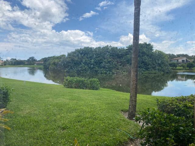 Foto principal - 5250 Woodland Lakes Dr