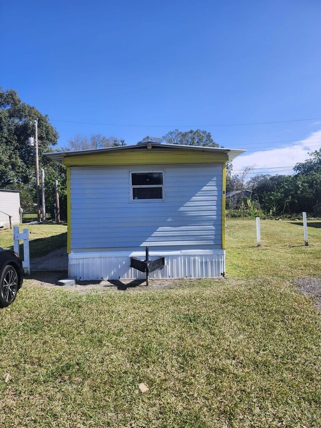 Foto del edificio - 1707 Reynolds Rd