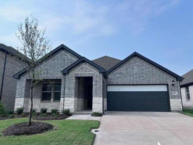 Building Photo - 601 Huntley Dr