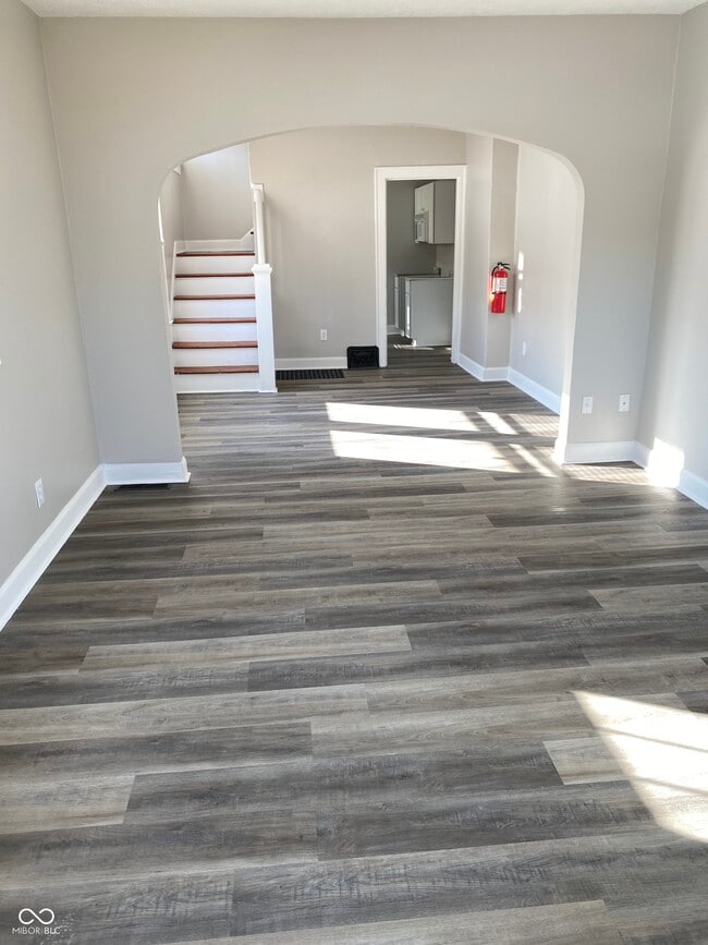 Foto del edificio - 2036 Singleton St