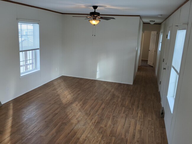 Foto del edificio - 33 Dudley Pl