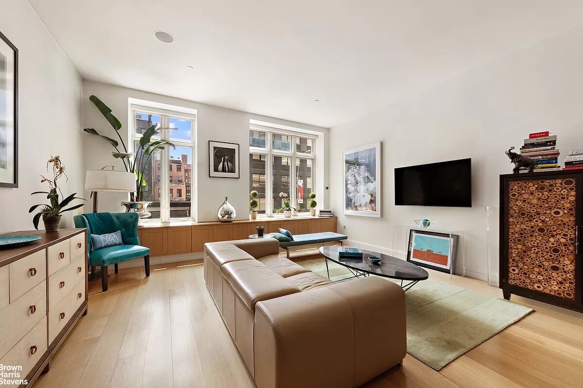 Primary Photo - 159 W 24th St