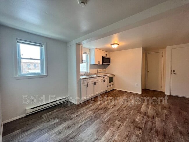 Building Photo - 507 E Lehman St