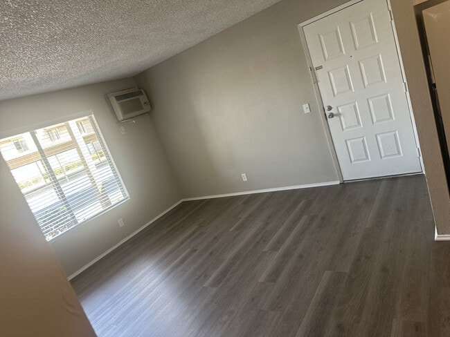 Building Photo - Greenridge Apartments