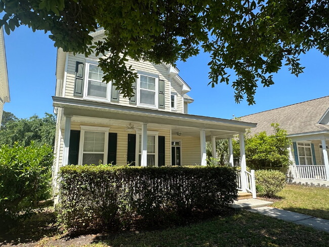 Foto del edificio - Bluffton Park Home Across from the Park wi...