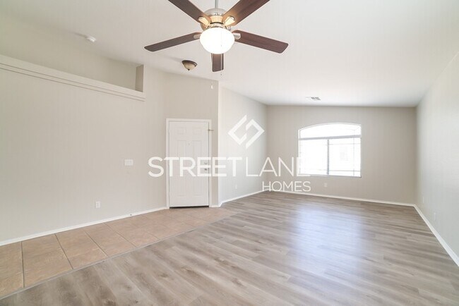 Foto del edificio - REDUCED!