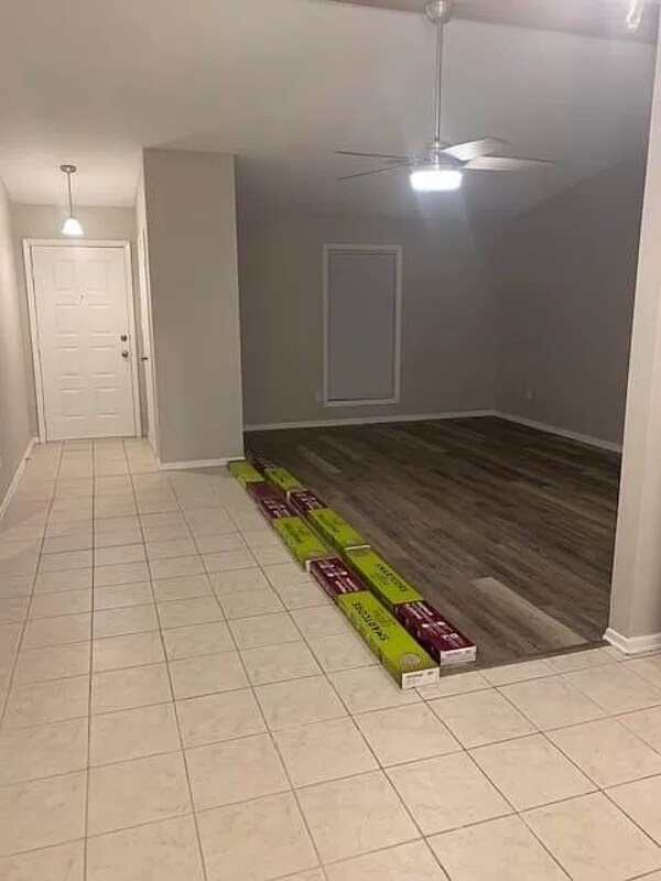 Foto del edificio - 5215 Whippoorwill St