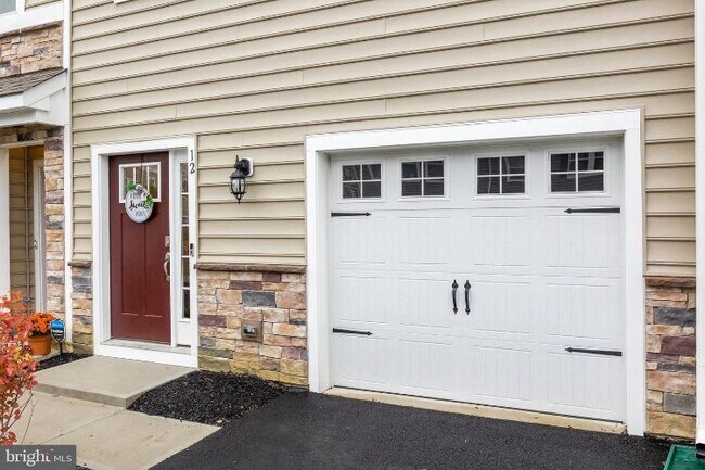 Foto del edificio - 12 Venice Ln