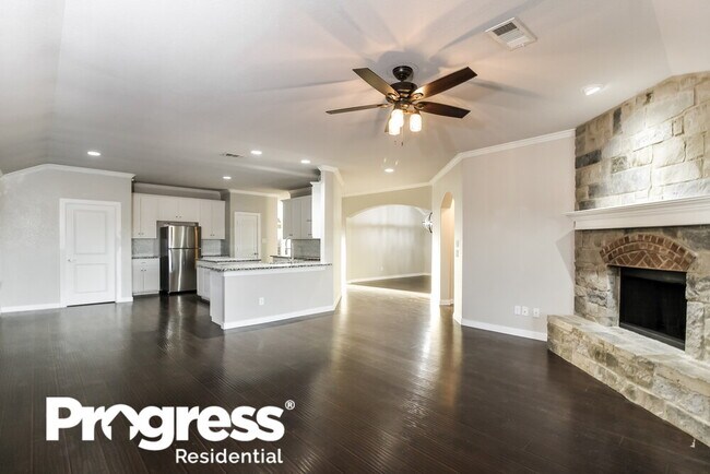 Foto del edificio - 4112 Bridle Path Ln