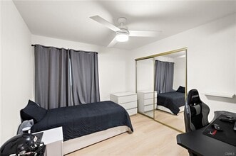 Building Photo - 126 Calle Patricia