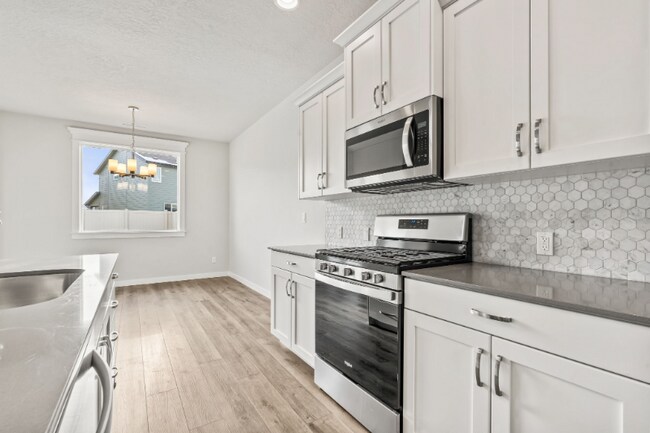Building Photo - 2207 E Danzee Dr