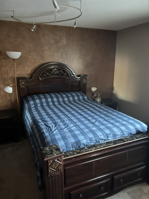 Foto del edificio - 5710 Turtle Lake Rd