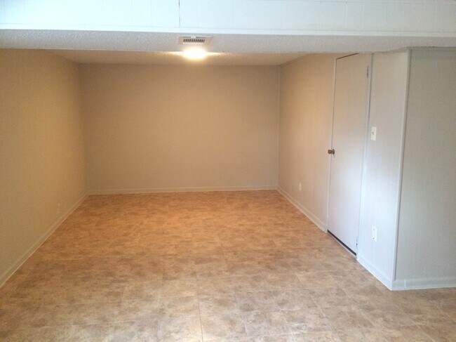 Foto del edificio - 4608 Valley Ln