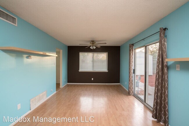 Building Photo - 2 br, 1 bath House - 4717 Tennessee Place NE