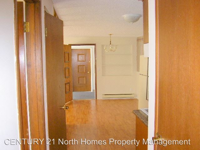 Building Photo - 3432 Hoyt Ave