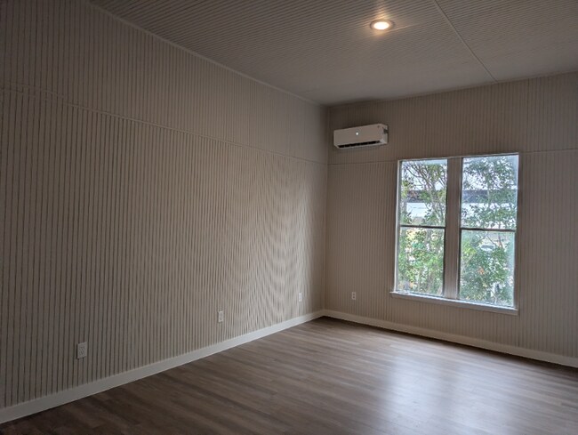 Foto del edificio - 1007 Bois D'Arc St