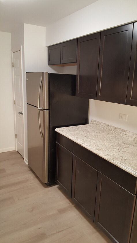 Foto principal - 1002 Shagbark Rd